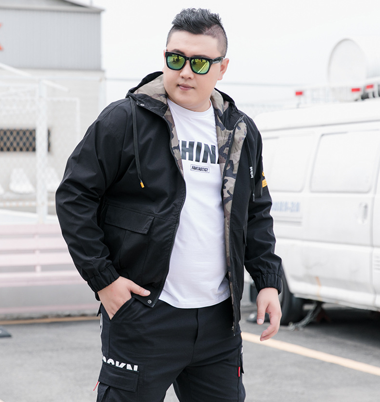 Men's plush lined hooded winter jacket
