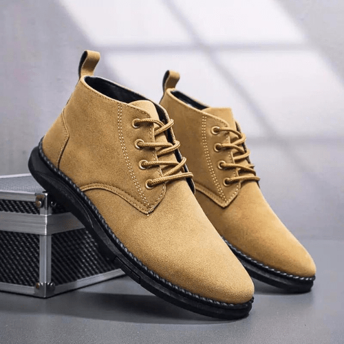 Men's Lace-Up Chukka Boots with Contrast Stitching